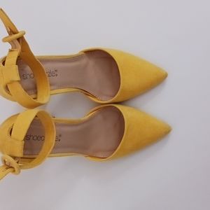 Yellow Pumps with Ankke Straps Size 7.5